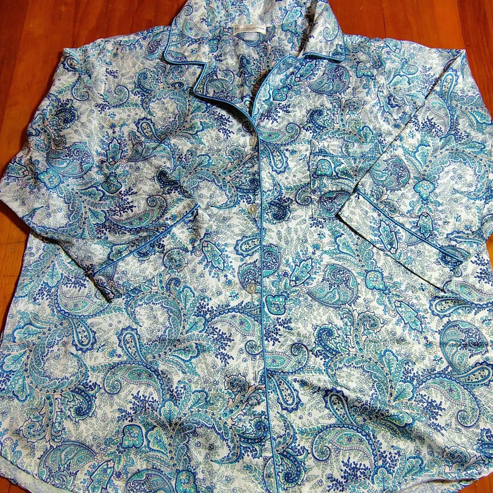 Miss Elaine Women's Pajama Set L Paisley Blue White Long Sleeve Sleepwear - Image 4 of 4