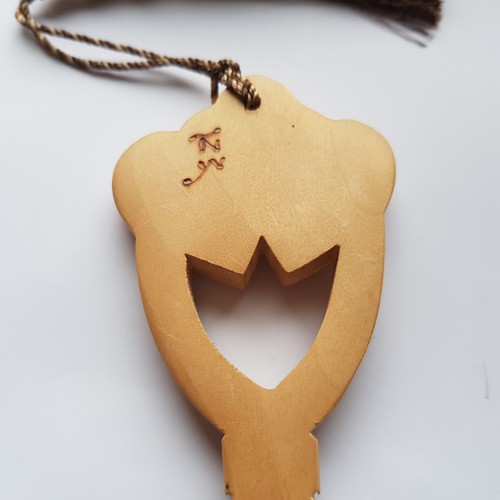 Cuchara de amor galesa madera arte tradicional artesanía Gales corazón borla torcer vástago 14 cm - Imagen 5 de 12
