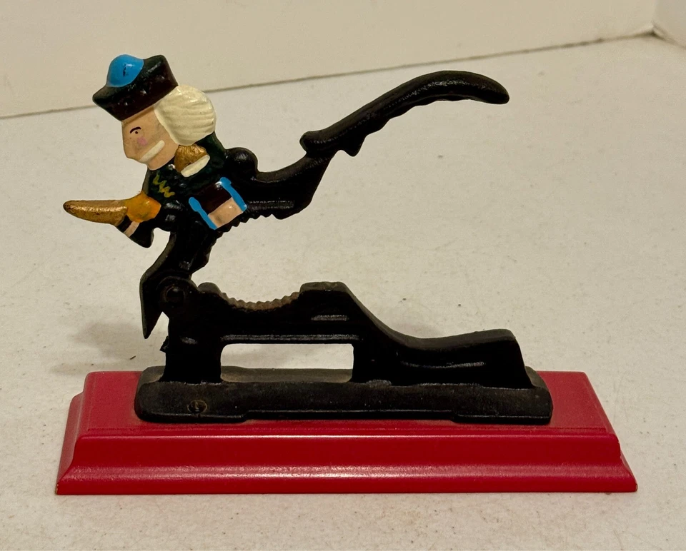 Vintage Cast Iron Nut Cracker On Wood Base Christmas Nutcracker Soldier Neat Red - Image 4 of 4