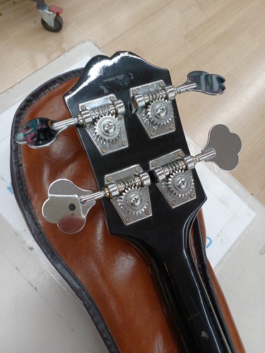 Bajo eléctrico semiacústico Epiphone RIVOLI Sunburst usado de Japón - Imagen 8 de 9