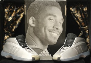 kobe shoes 2000