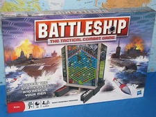 BATTLESHIP THE TACTICAL COMBAT GAME HASBRO ***BRAND NEW***