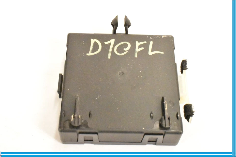 08-18 Módulo de control de puerta delantera izquierda Mercedes W204 C63 AMG E400 OEM Foto 2 de 4