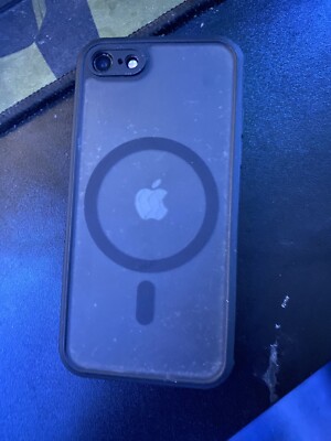 iPhone SE3  Unlocked with TikTok And CapCut