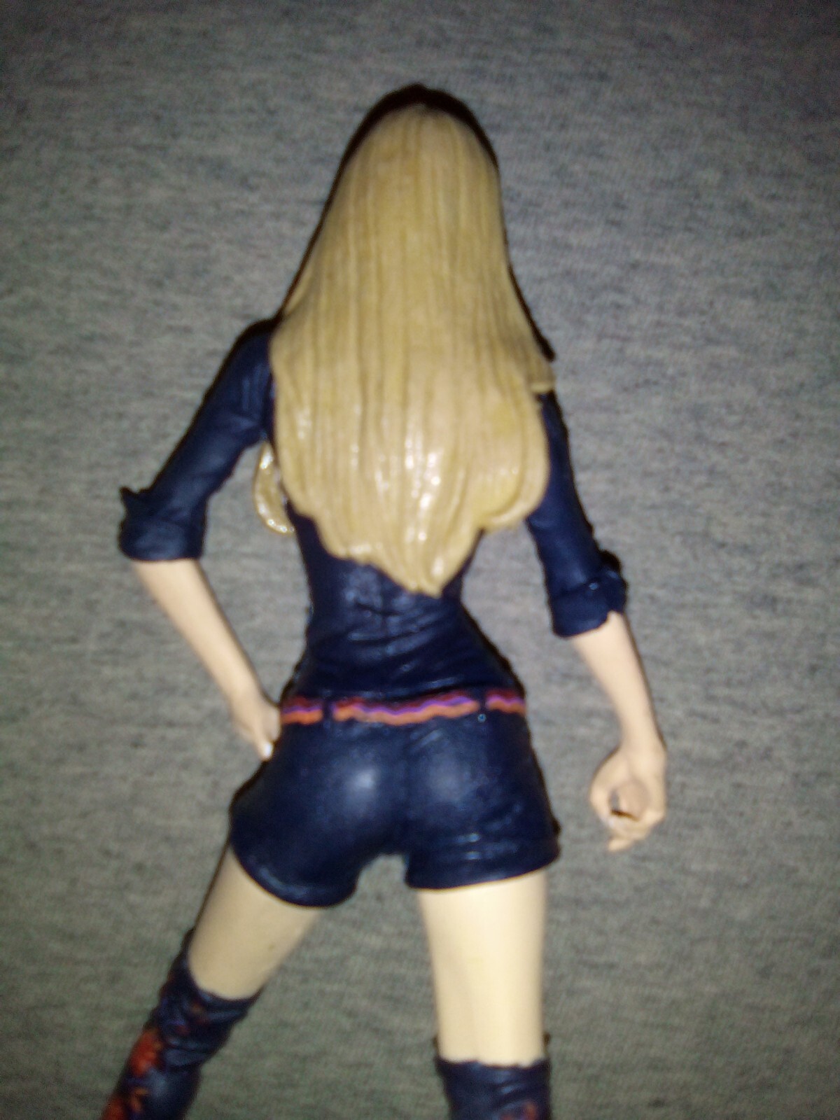 Picture 4 of 5