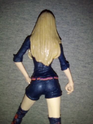Austin Powers: Felicity Shagwell Action Figure 6" McFarlane 1999 - Picture 4 of 5