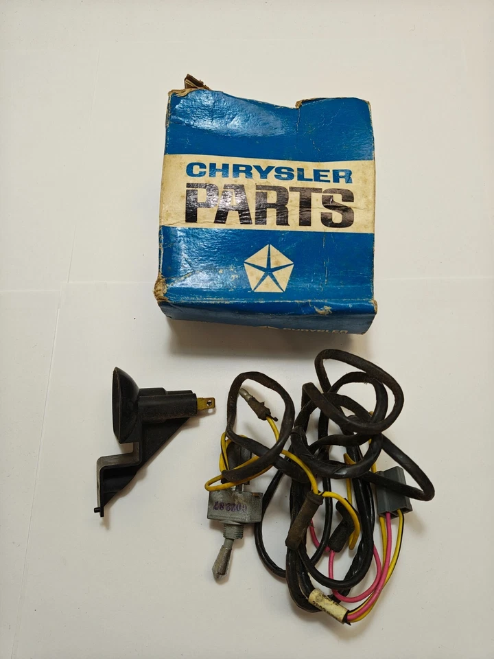 Dodge Plymouth Valiant Cuda 1968-1969 mapa de cortesía paquete de lámpara ligero nuevo en stock 2947269 Foto 3 de 4