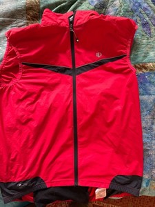 Pearl Izumi Cycling Vest - Men's Large Red
