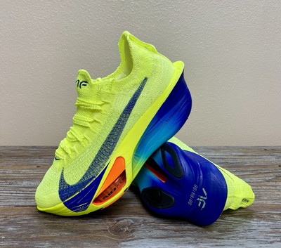 アルファフライ　初代　NIKE AIR ZOOM ALPHAFLY NEXT% Nike Air ZoomX Alphafly Next% 3 Fast Pack Running Shoes FD8315-700