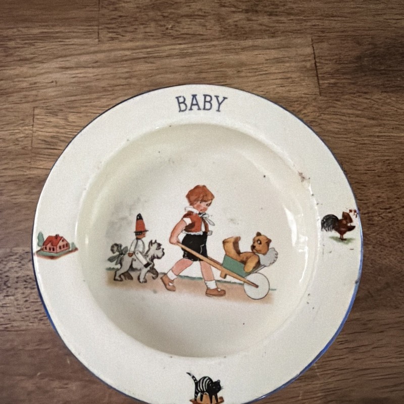VINTAGE Glass Cereal Bowl