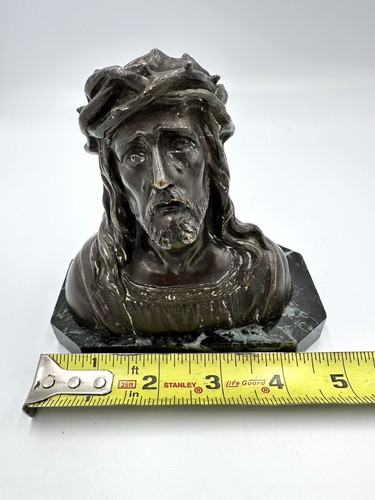 Pequeña escultura antigua de bronce busto de Jesucristo sin marca - Imagen 8 de 9