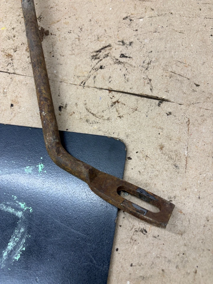 1967 68 69 1970 C10 K10 Chevrolet Gmc refuerzo de freno soporte soporte soporte Foto 2 de 4