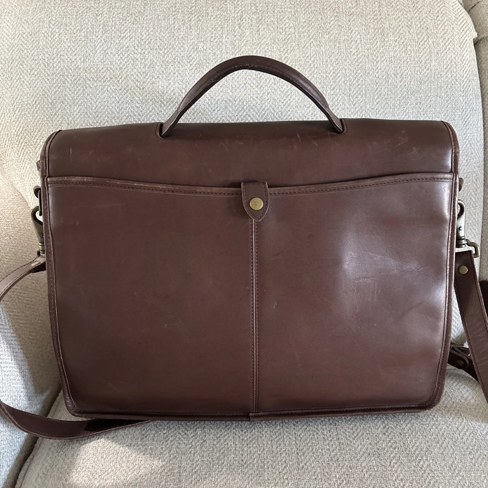 复古 Eddie Bauer 棕褐色斜挎包 邮差包 棕色皮革装饰 — 第 3/4 张图片