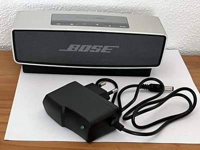 BOSE SoundLink Mini Bluetooth Lautsprecher mit Docking Station