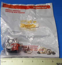 Toggle Switch , MS24524-30 , Honeywell , DPST, Momentary , ONE
