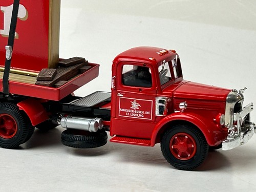 Corgi 1:50 Scale 50706 1950's Mack LJ Semi Truck with Budweiser Sign on Trailer - Picture 19 of 24