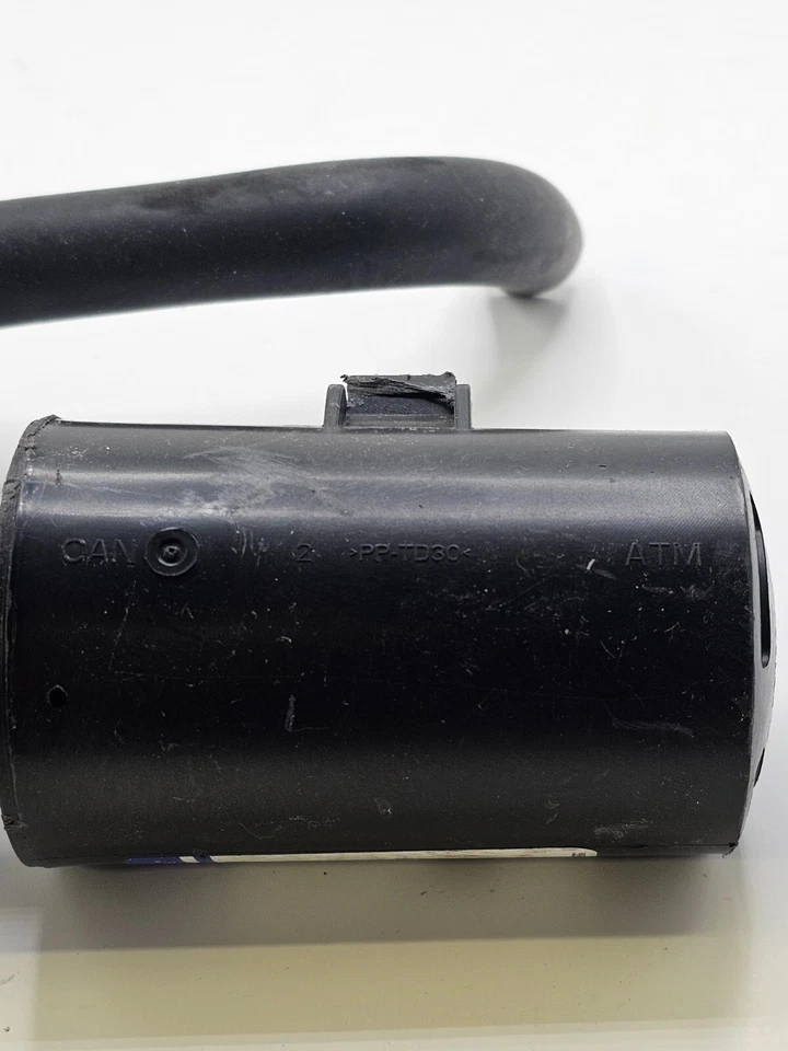 Tubo de llenado de combustible Mopar 68303343AK para Dodge Durango 2014 Foto 4 de 4