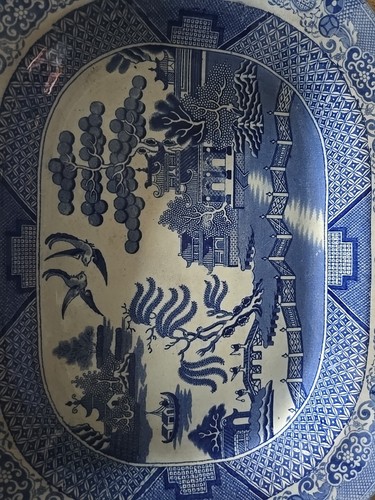 ANTIQUE STAFFORDSHIRE BLUE & WHITE ENGLISH BLUE WILLOW PLATER (L) - Picture 2 of 3