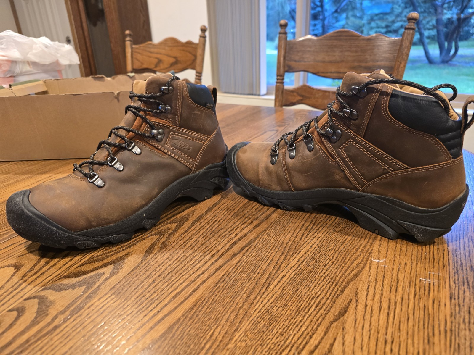 NEW KEEN Men's Pyrenees Mid Waterproof Hiking Boots Syrup Leather Sz 12 image 9