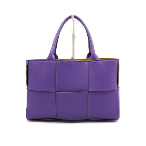 Bottega Veneta Intrecciato Small Arco Tote Bag 652867 152316339