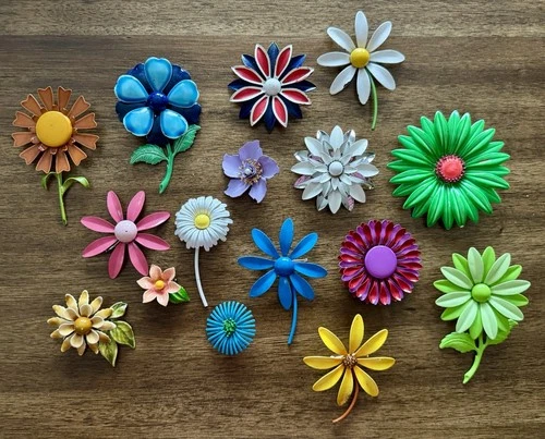 Vintage Enamel Flower Brooch Lot Of 16 Costume Jewelry