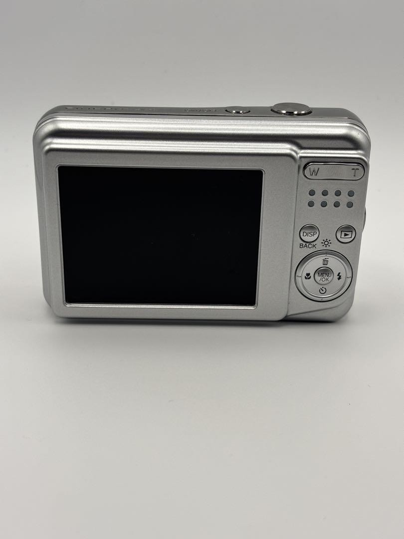 【並品】FUJIFILM FinePix AX200 シルバー 完動品 コンパクトボディ、単3形乾電池対応で旅先での持ち運びも安心