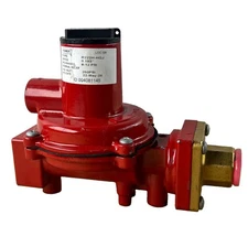 Fisher R222H-HGJ 1st Stage Compact POL x 1/2” FPT Propane Regulator 10 PSI thumbnail 1