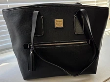 Dooney & Bourke Leather Tote Purse Satchel Medium Bag Black