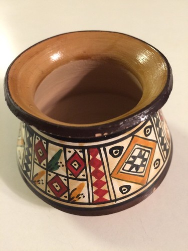 handmade & hand painted clay pottery pot vase made in peru 2.25"