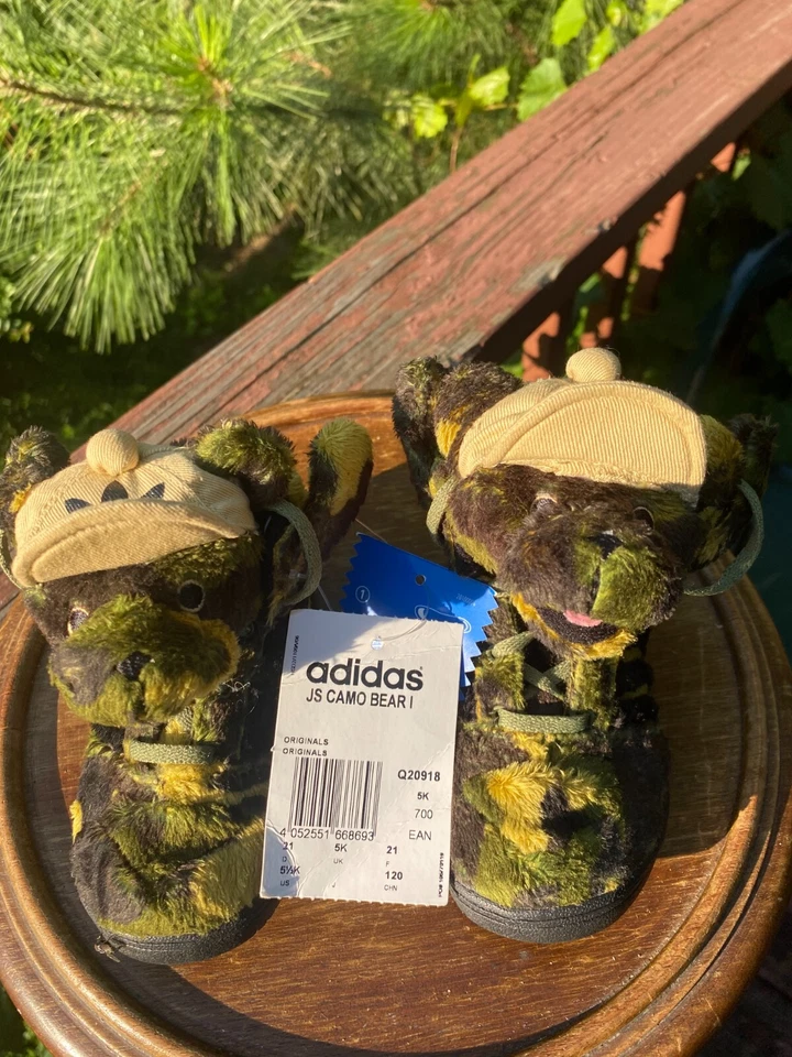 NUEVO BEBÉ TALLA 5K Adidas Jeremy Scott OSO CAMUFLAJE con SOMBRERO Q20918 Auténtico Foto 2 de 4