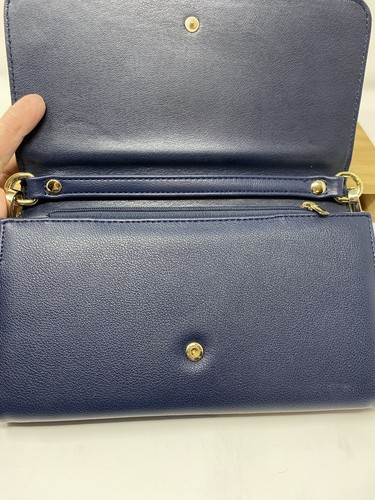 Borsa a mano marina tracolla oro ferramenta Danbury come nuova iniziale K, tracolla Adj - Foto 4 di 12
