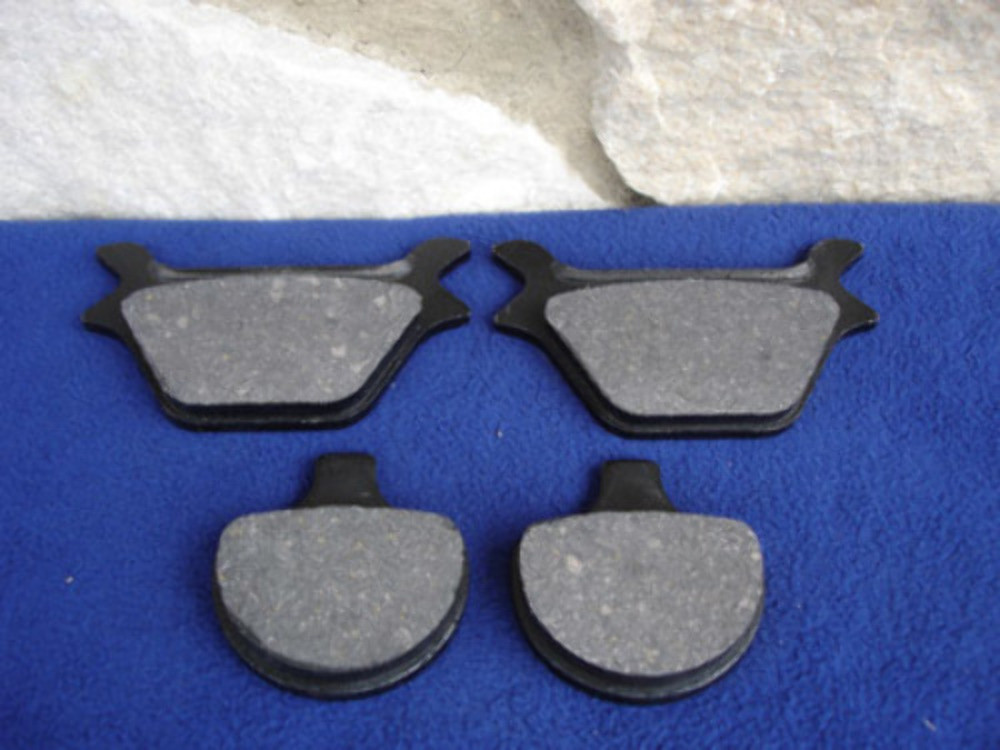BRAKE PADS FOR HARLEY POLISHED & STANDARD DYNA HERITAGE ALL SOFTAILS  ROTORS 84-