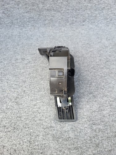 BMW F10 F11 F12 F13 F06 F07 ACCELERATOR PEDAL MODULE AUTO GEAR BOX Pedal 6859999 - Picture 10 of 16