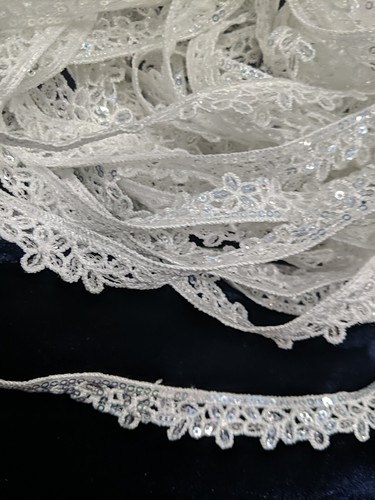 2Yards Fancy White GPO Shuttle Lace Trim Sewing/Clothes/DIYs/Art & Crafts/Decore - Picture 7 of 16