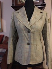 Fabulous Fitted Jacket By Alexon 1970s Size 10/12 Super Stylish