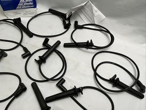 Spark Plug Wire Set ACDelco 9748J - BAD BOX - Picture 7 of 13