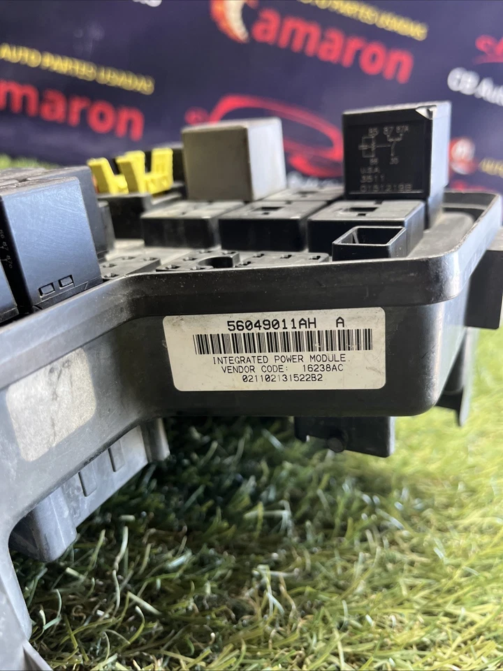 2002-2005 RAM 1500 Totally Integrated Power Module Fuse Box TIPM 56049011AH OEM - Image 3 of 4