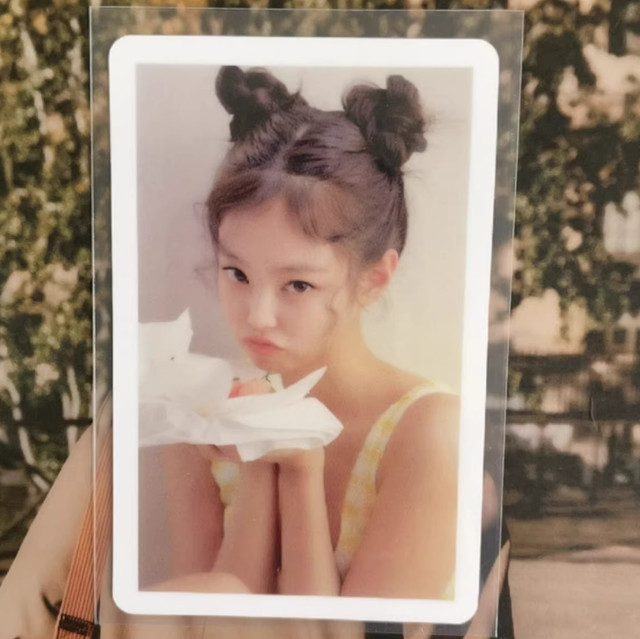BLACKPINK Jennie Official Korea Edition Mini Photocard Collectible Cake White