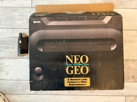 BOXED NEO GEO AES CONSOLE 1 (ONE) CONTROLLER PRO 4 GAMES 110/220 AC Adapter