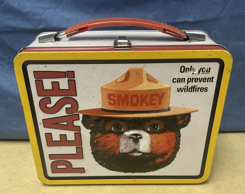 SMOKEY BEAR LUNCH BOX