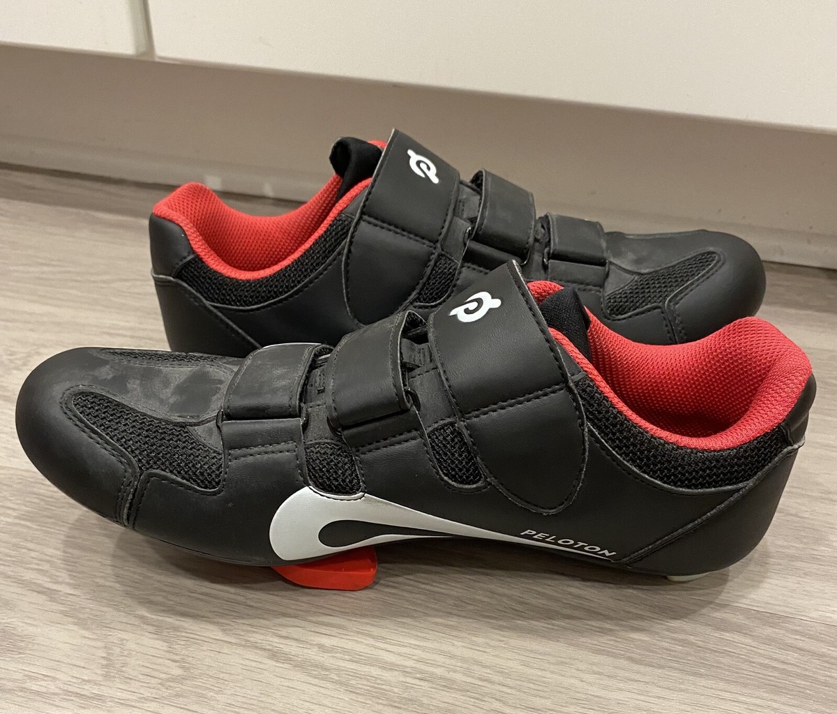 6707344 | Chaussures de sécurité RUN-R PLANET, Noir, Rouge Homme