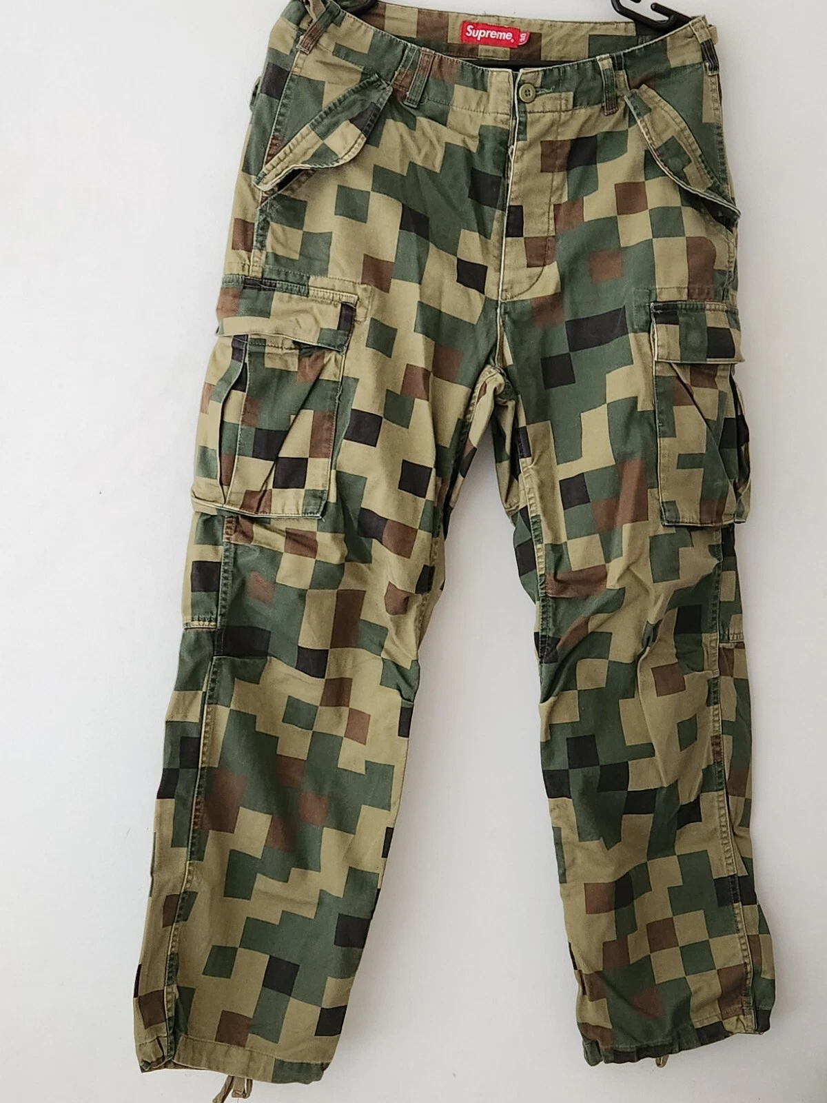 Pantalon cargo FW20 Supreme taille 30 W30 L30 pantalon Olive Digi Camo 