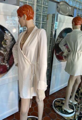 Long Ivory Blazer Jacket womens size S Fully Lined Classic Trending - Picture 2 of 12