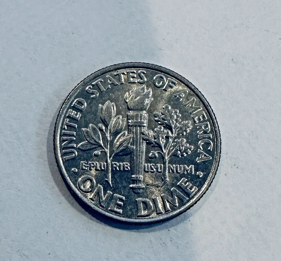 2010-D Roosevelt 10c ~ SUPER OFF CENTER Dime ~ Nice! ~  T10 - Image 2 of 4