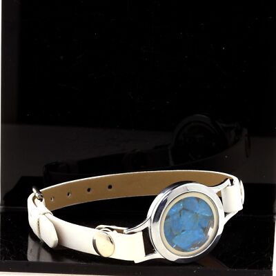 Stones And Minerals. Blue Neon Apatite Bracelet Raw Model Watch 25 Mm. Color