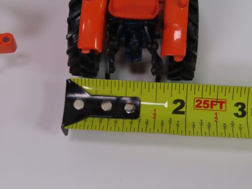 Trattore vintage Diapet Kubota L245 1/25 modello pressofuso con motozappa ~ fuori produzione - Foto 16 di 21