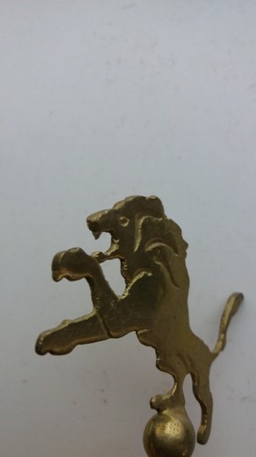 PHILLIPS Lion Bicycle Motorbike Front Mudguard Emblem Badge Brass - Picture 3 of 5