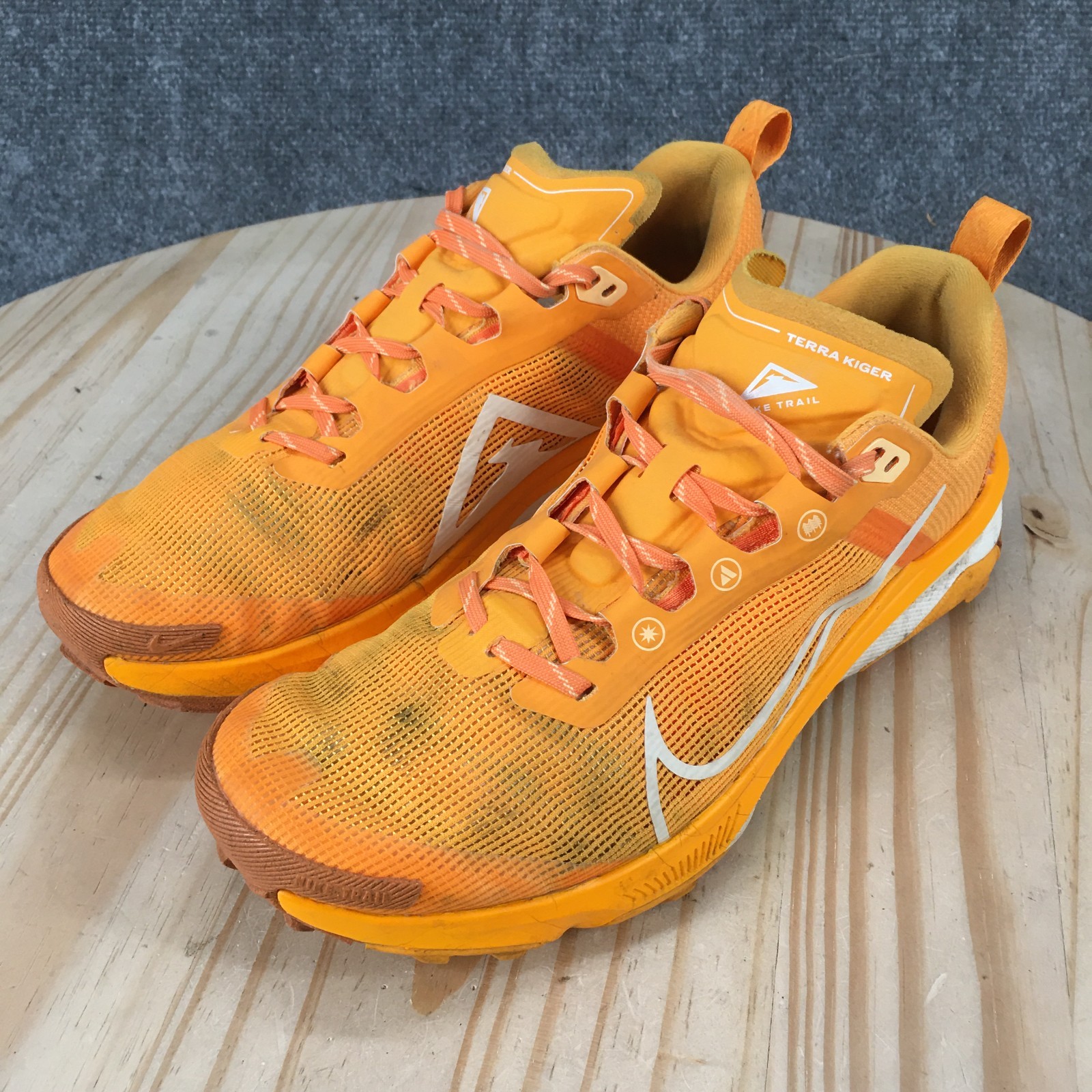 Nike React Terra Kiger 9 Trail Running Shoes Womens 9.5 Lace Up Sneakers Orange image 8