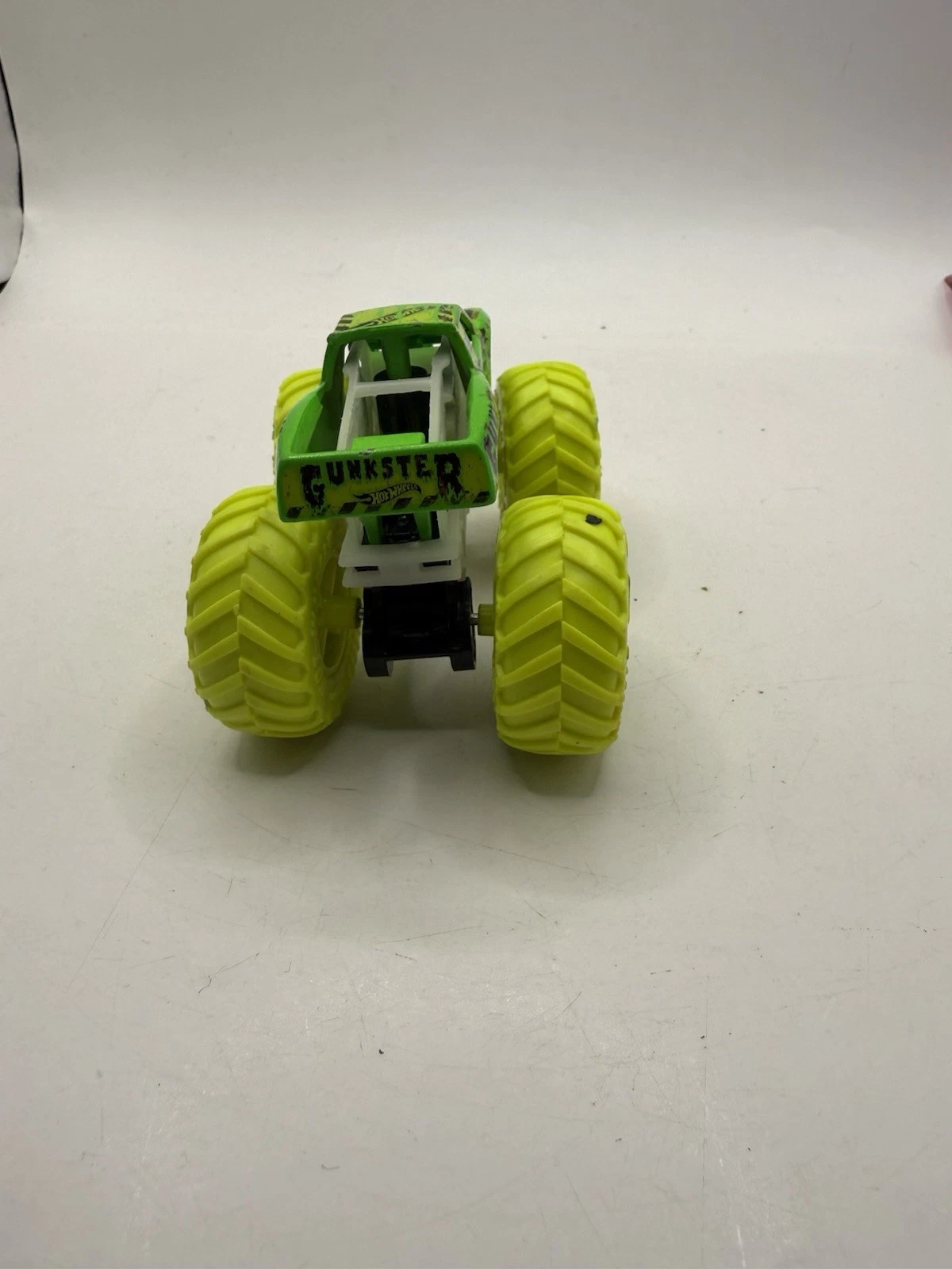 Picture 5 of 9