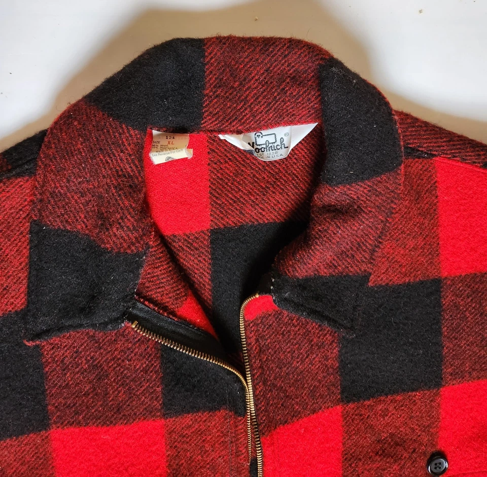 vtg Woolrich Plaid Wool Chore Jacket Men’s Red and Black Size XL - Image 4 of 4